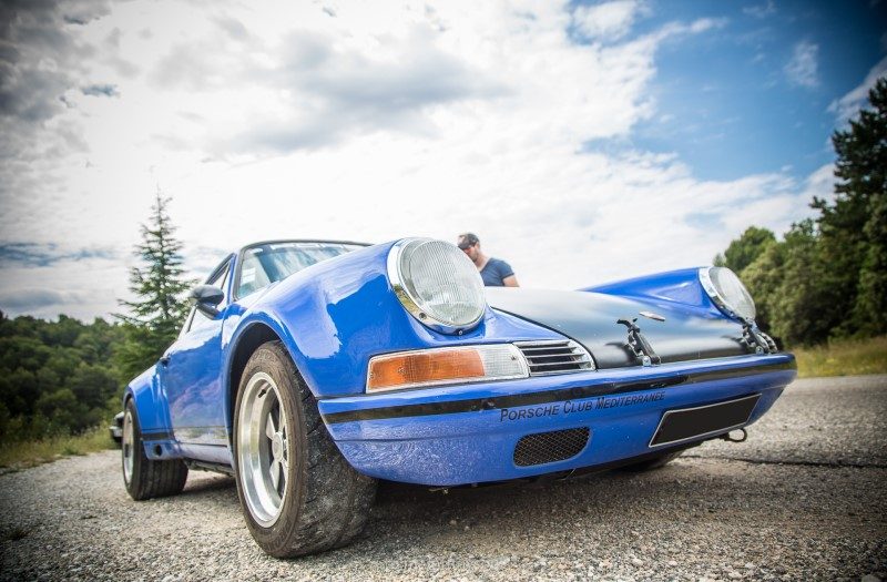 PORSCHE 911
